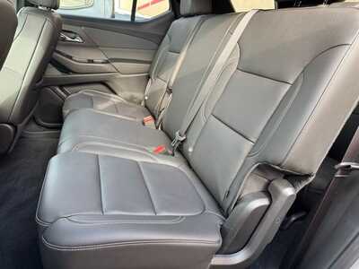 2023 Chevrolet Traverse, $33895. Photo 6