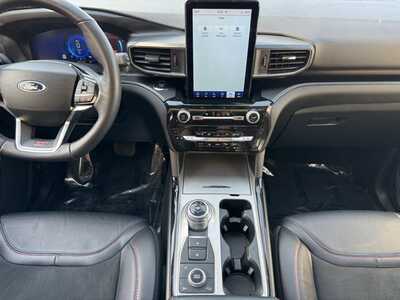 2023 Ford Explorer, $39850. Photo 2