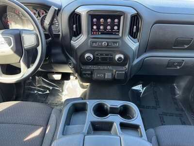 2024 GMC 1500 Crew Cab, $36690. Photo 2