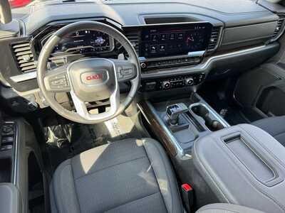 2022 GMC 1500 Crew Cab, $43695. Photo 8