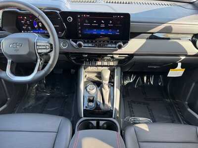2026 Chevrolet Colorado Crew Cab, $45160.0. Photo 2