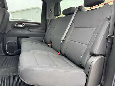 2025 Chevrolet 2500 Crew Cab, $57499. Photo 6