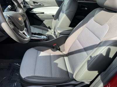 2024 Chevrolet Trax, $20890. Photo 6
