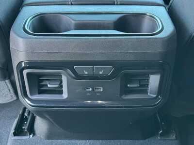 2023 GMC 1500 Crew Cab, $44495. Photo 9