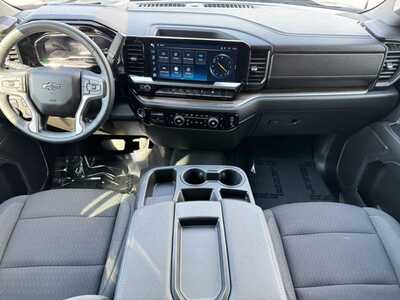 2024 Chevrolet 1500 Crew Cab, $44995. Photo 9