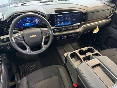 2026 Chevrolet 3500 Crew Cab, $60215.0. Photo 8