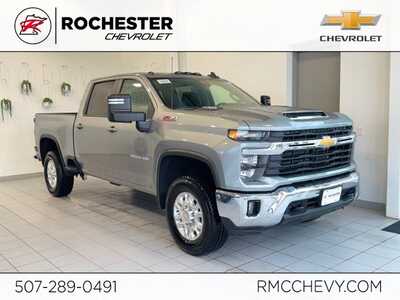 2026 Chevrolet 3500 Crew Cab, $60215.0. Photo 1