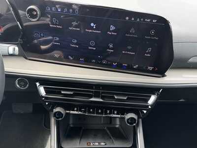 2026 Chevrolet Traverse, $45165.0. Photo 11