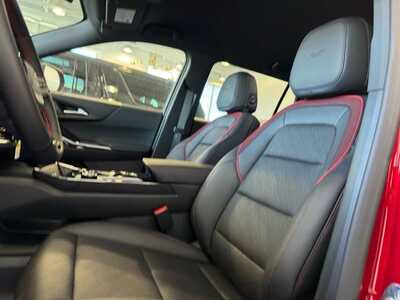 2026 Chevrolet Equinox, $36440.0. Photo 9