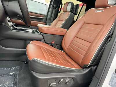 2024 GMC Yukon, $79490. Photo 5