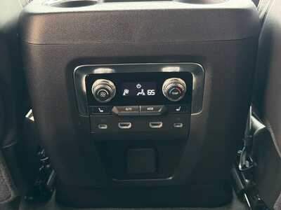 2024 GMC Yukon, $79490. Photo 9