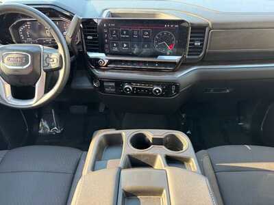 2024 GMC 1500 Crew Cab, $39995. Photo 2