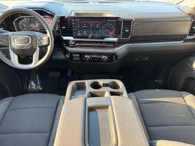 2024 GMC 1500 Crew Cab, $39995. Photo 9