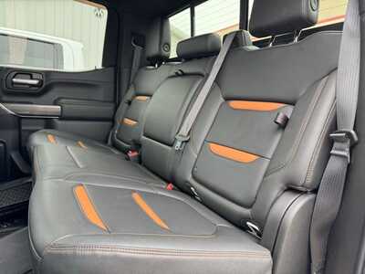 2021 GMC 1500 Crew Cab, $37499. Photo 7