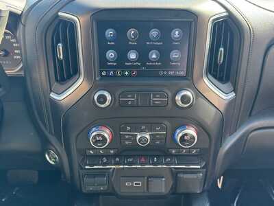 2022 GMC 1500 Crew Cab, $38999. Photo 10