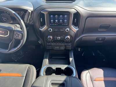 2022 GMC 1500 Crew Cab, $38999. Photo 2