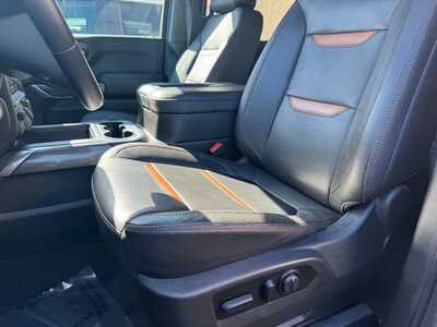 2022 GMC 1500 Crew Cab, $38999. Photo 5