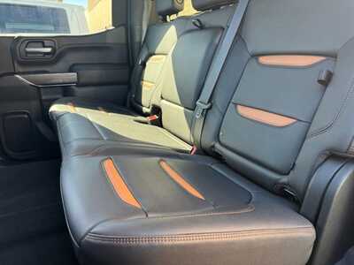 2022 GMC 1500 Crew Cab, $38999. Photo 6