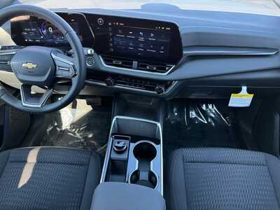 2026 Chevrolet Equinox, $32090.0. Photo 2