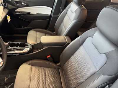 2026 Chevrolet Trax, $24930.0. Photo 6