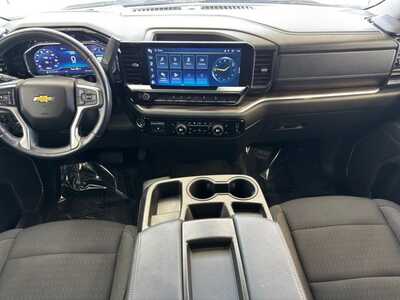 2022 Chevrolet 1500 Crew Cab, $36690. Photo 10