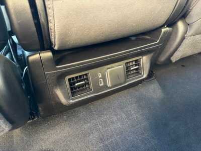 2022 Chevrolet 1500 Crew Cab, $36690. Photo 7