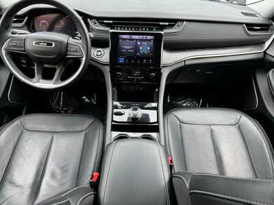2022 Jeep Grand Cherokee L, $28999. Photo 11
