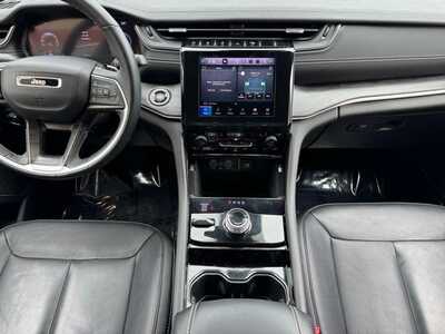 2022 Jeep Grand Cherokee L, $28999. Photo 2