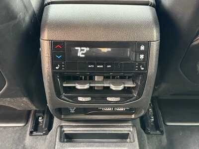 2022 Jeep Grand Cherokee L, $28999. Photo 7