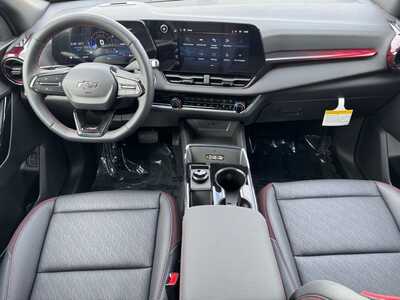 2026 Chevrolet Equinox, $38835.0. Photo 11
