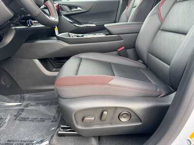 2026 Chevrolet Equinox, $38835.0. Photo 5