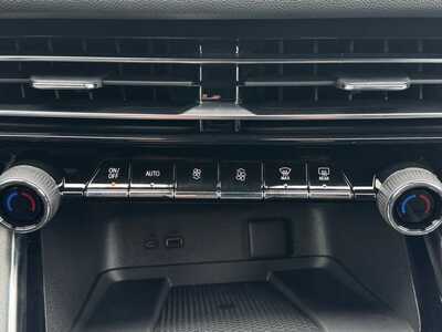 2026 Chevrolet Traverse, $43145.0. Photo 10