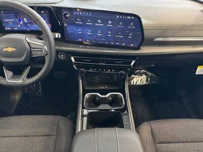 2026 Chevrolet Traverse, $43145.0. Photo 2