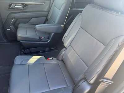 2026 Chevrolet Tahoe, $76335.0. Photo 9