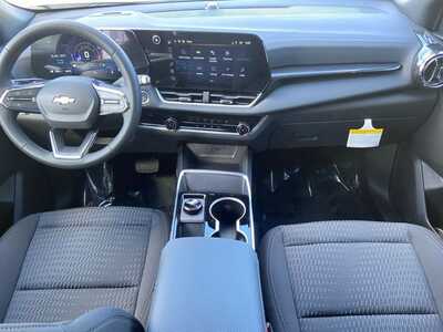 2026 Chevrolet Equinox, $31740. Photo 9