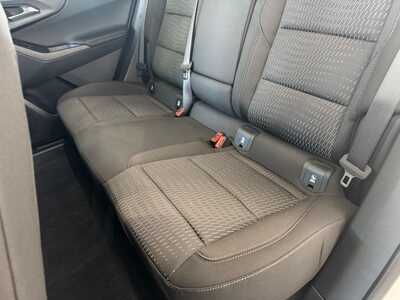 2026 Chevrolet Equinox, $32090.0. Photo 7