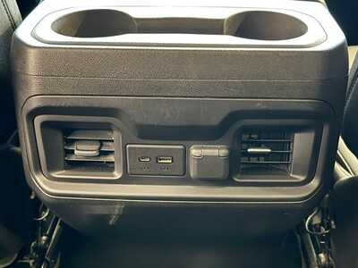 2021 Chevrolet 1500 Crew Cab, $35990. Photo 7