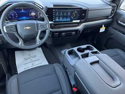 2026 Chevrolet 1500 Crew Cab, $52170.0. Photo 10