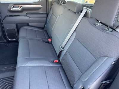 2026 Chevrolet 1500 Crew Cab, $52170.0. Photo 8