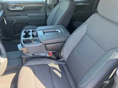 2026 Chevrolet 1500 Crew Cab, $52170.0. Photo 6