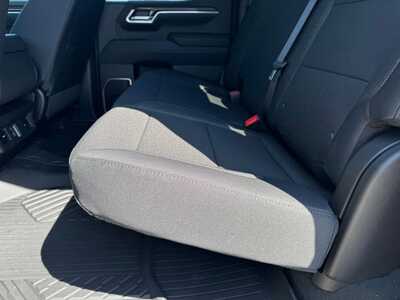 2026 Chevrolet 1500 Crew Cab, $52170.0. Photo 7