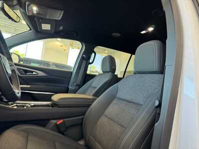 2026 Chevrolet Traverse, $44349.0. Photo 9