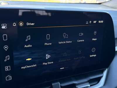 2026 Chevrolet Equinox, $33235. Photo 3