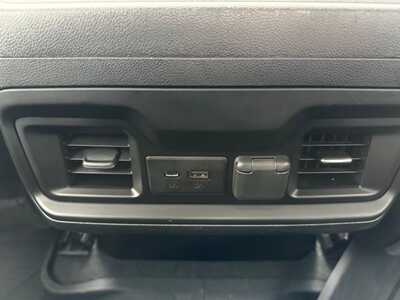 2021 Chevrolet 1500 Crew Cab, $38390. Photo 8