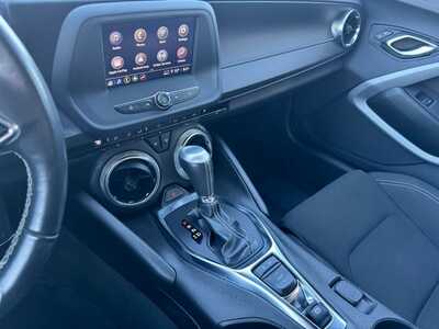 2023 Chevrolet Camaro, $27899. Photo 11