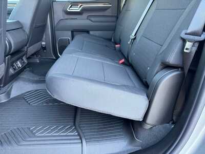 2026 Chevrolet 1500 Crew Cab, $53865.0. Photo 7