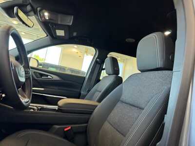 2026 Chevrolet Traverse, $44349.0. Photo 9