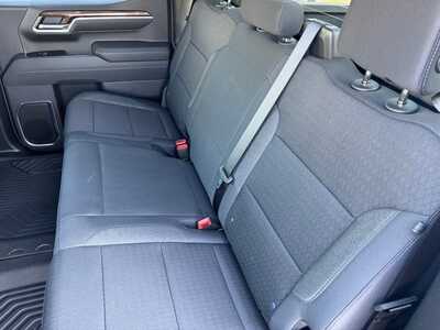 2026 Chevrolet Equinox, $31145.0. Photo 8
