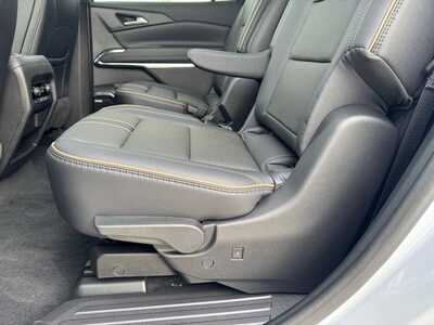 2026 Chevrolet Traverse, $60440.0. Photo 8