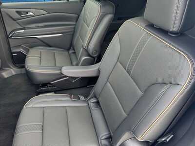 2026 Chevrolet Traverse, $60440.0. Photo 9